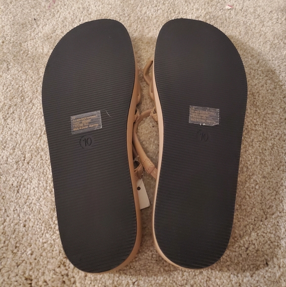 Slide in sandals - Picture 11 of 12